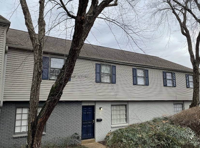 Twin Oaks Apartments